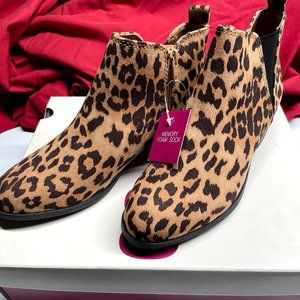 So Hanno Leopard ankle boot